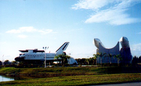 Kennedy01.jpg (42148 bytes)